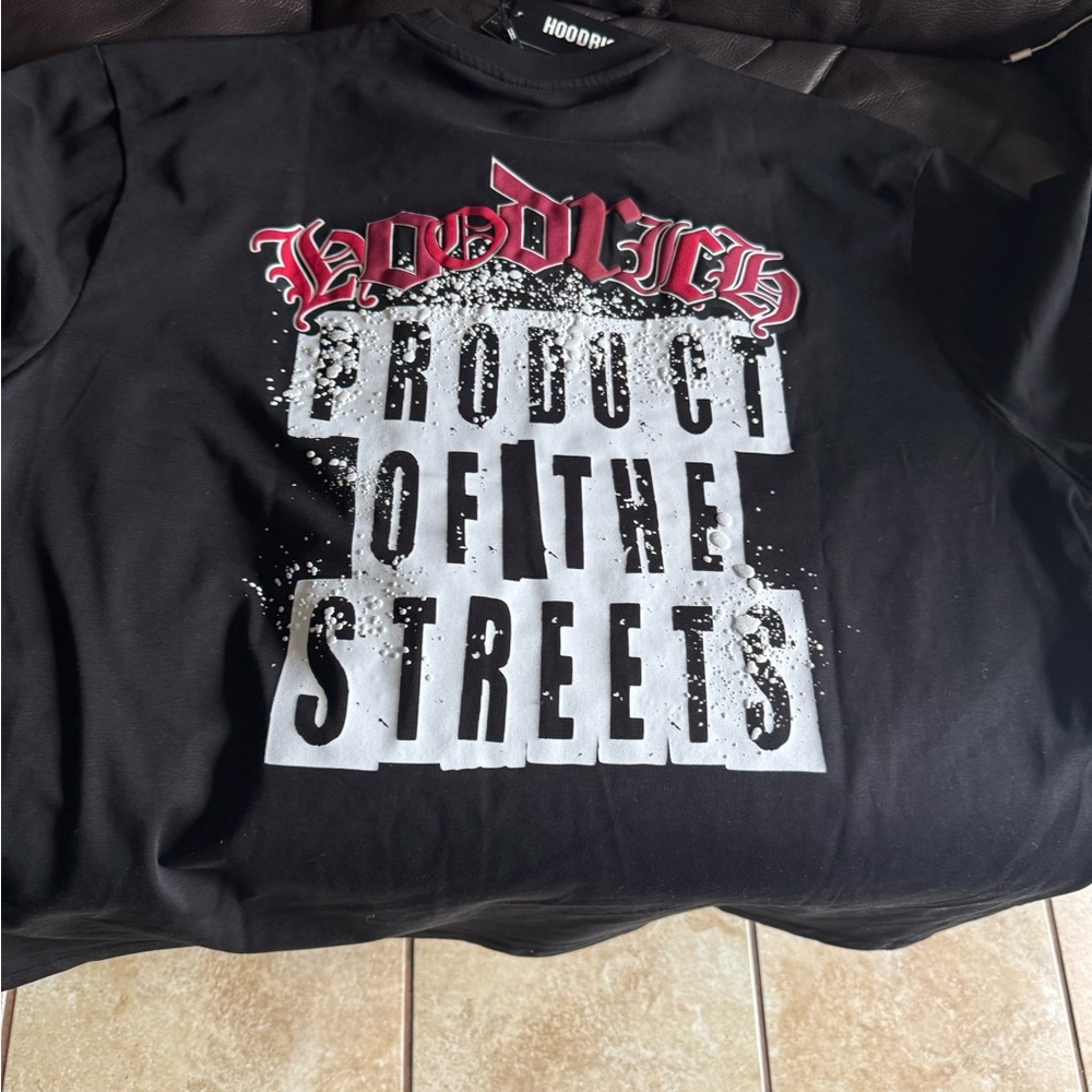 Black and Red Short Sleeve Tee with Street Style Graphics